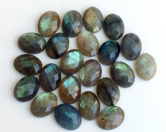 Cabochon ovali taglio rosa in labradorite da 12 x 16 mm, cabochon con retro piatto in labradorite, labradorite ovale sfaccettata per gioielli (opzioni da 5 a 10 pezzi)