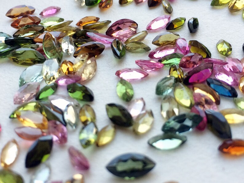Gems For Jewels Pierres Marquise Tourmaline Naturelle 3x5-5x7mm Multi Couleurs Pour Bijoux (5 à 10 Cts)