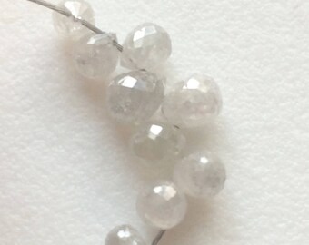2x3-2,5x3,5 mm surowe białe diamentowe koraliki briolette, naturalne lśniące, surowe diamentowe łezki, 1 szt. surowych, fasetowanych diamentów do biżuterii - DDP44