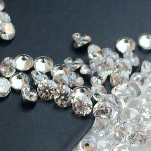 1mm Cubic Zirconia, Loose Round Zircon, Faceted Zirconia, Sparkling Clear CZ Diamond, Brilliant Cut CZ, Round CZ (250Pcs To 1000Pcs Options)