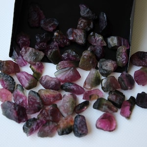 8-12mm Watermelon Tourmaline Raw Stones, Natural Loose Gemstone Watermelon Tourmaline Rough for Jewelry, 5 Pcs Tourmaline Crystals
