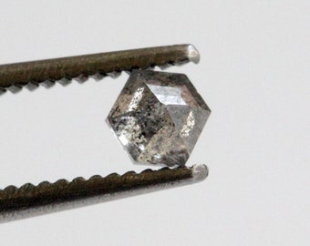 SALT & PEPPER DIAMONDS