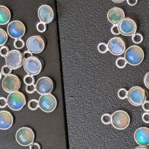 7mm Ethiopian Opal Faceted Round Shaped Bezel Connectors, Single Loop Flat Back 925 Silver Bezel Findings, 5 Pcs - PDG251