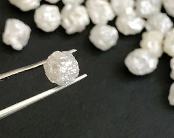 Diamante blanco grisáceo en bruto de 4-6 mm, diamante blanco grisáceo en bruto, diamante sin tallar, diamante blanco suelto, libre de conflictos para joyería (1 a 50 piezas) - DS3302