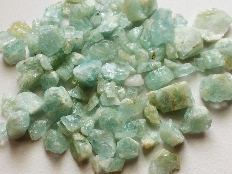 GEMHUB Genuine Ough Blue Aquamaine 15.50 Ct Natual Uncut