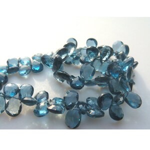 Topaze London Blue Naturelle - Ovale 6x8mm - 1,54 Carats - Pureté IF