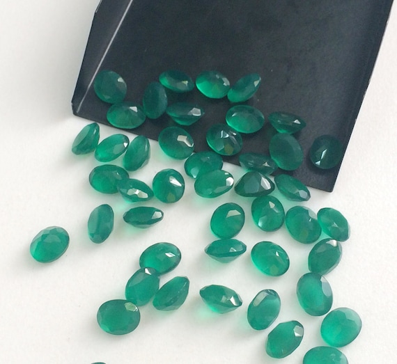 lot Natural Green Onyx 7x9mm oval cut faceted loose gemstone for jewelry 10 pcs lot Natural Green Onyx 7x9mm oval cut faceted loose gemstone for jewelry 10 pcs
