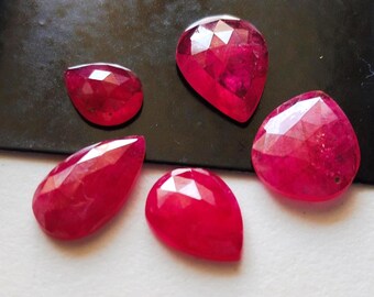 Cabochons rubis remplis de verre, 8 x 13,5 mm-10,5 x 14 mm, cabochons rubis à dos plat poire facetté, parfait pour bague en rubis - PPH4 (options de A à E)