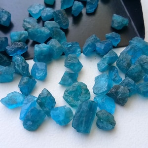 3-5mm Neon Apatite Raw Stones, Natural Loose Neon Apatite Rough Sticks, Rough Apatite For Jewelry (10Cts To 100Cts Options)- DVP48