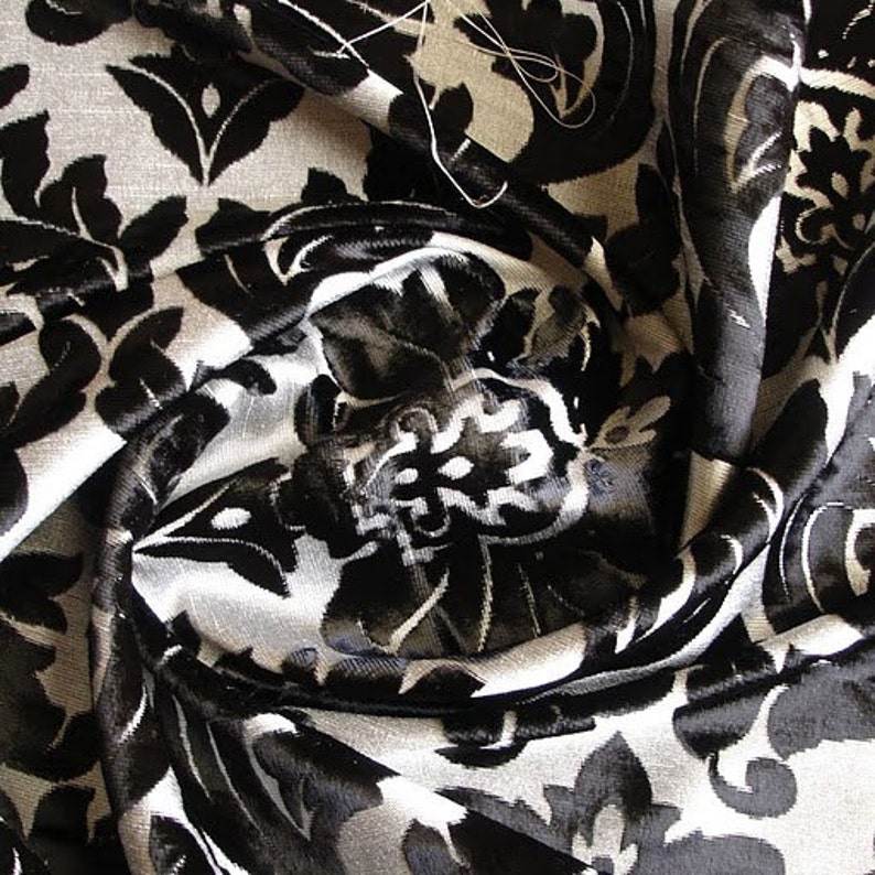 Black Heavenly Damask Burnout Velvet on Fancy Fabric Etsy