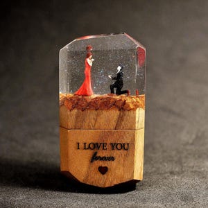 Marriage proposal ring box, "Will you marry me?", customizable ring box, gift ring for girlfriend, romantic gift for Valentine's Day.