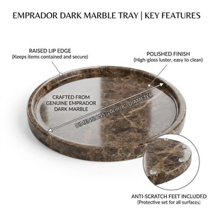 Puede incluir: Bandeja de m&aacute;rmol oscuro Emprador con acabado pulido y borde elevado. La bandeja est&aacute; hecha de m&aacute;rmol oscuro genuino y mide 20 cm de di&aacute;metro. Se incluyen pies antiara&ntilde;azos.