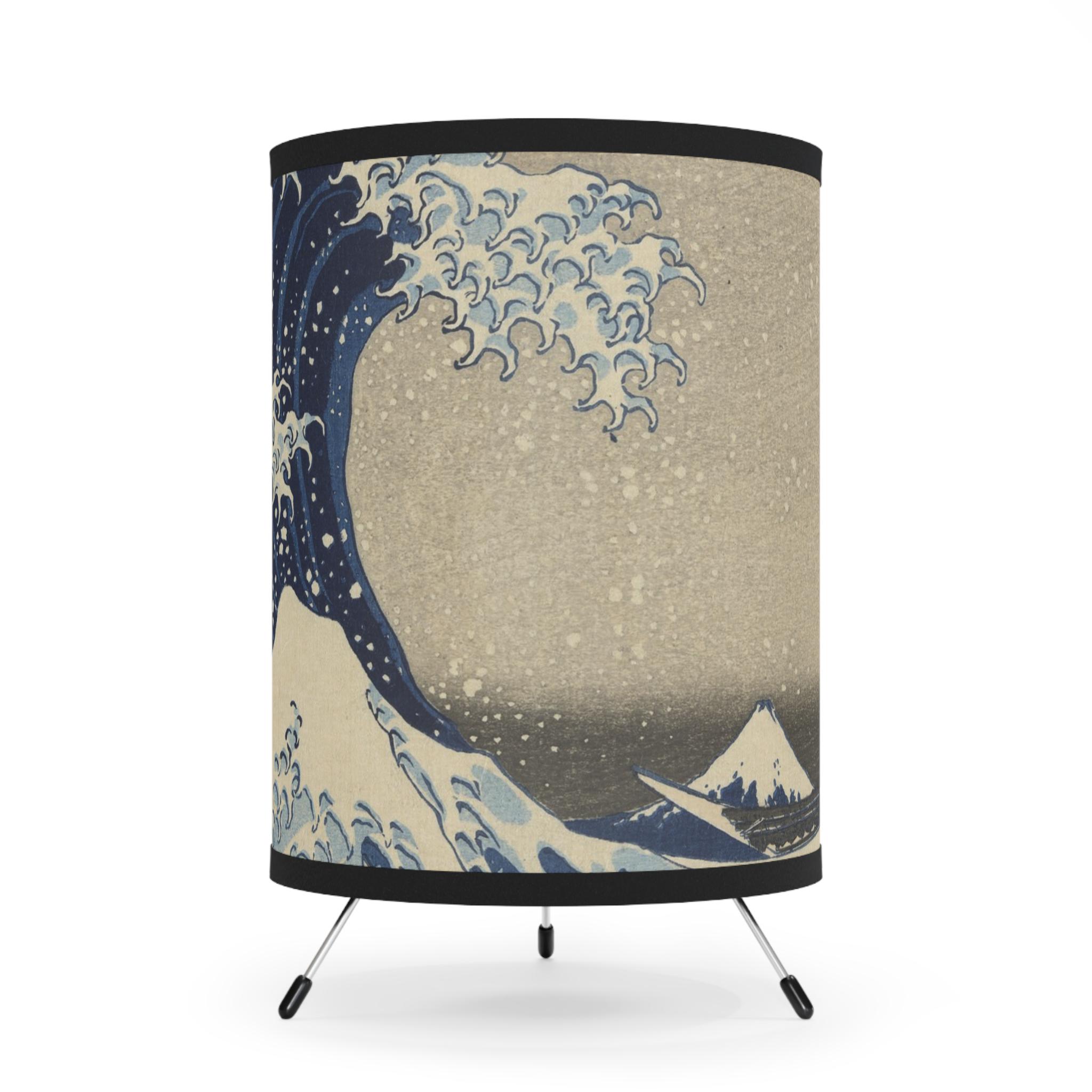 The Great Wave Tripod Lamp - Japanese Ukiyo-e Light Featuring Katsushika Hokusai's Masterpiece for Japandi Zen Interiors & Cultural Gifts - Detailed view 2 showing the premium acrylic print quality and craftsmanship