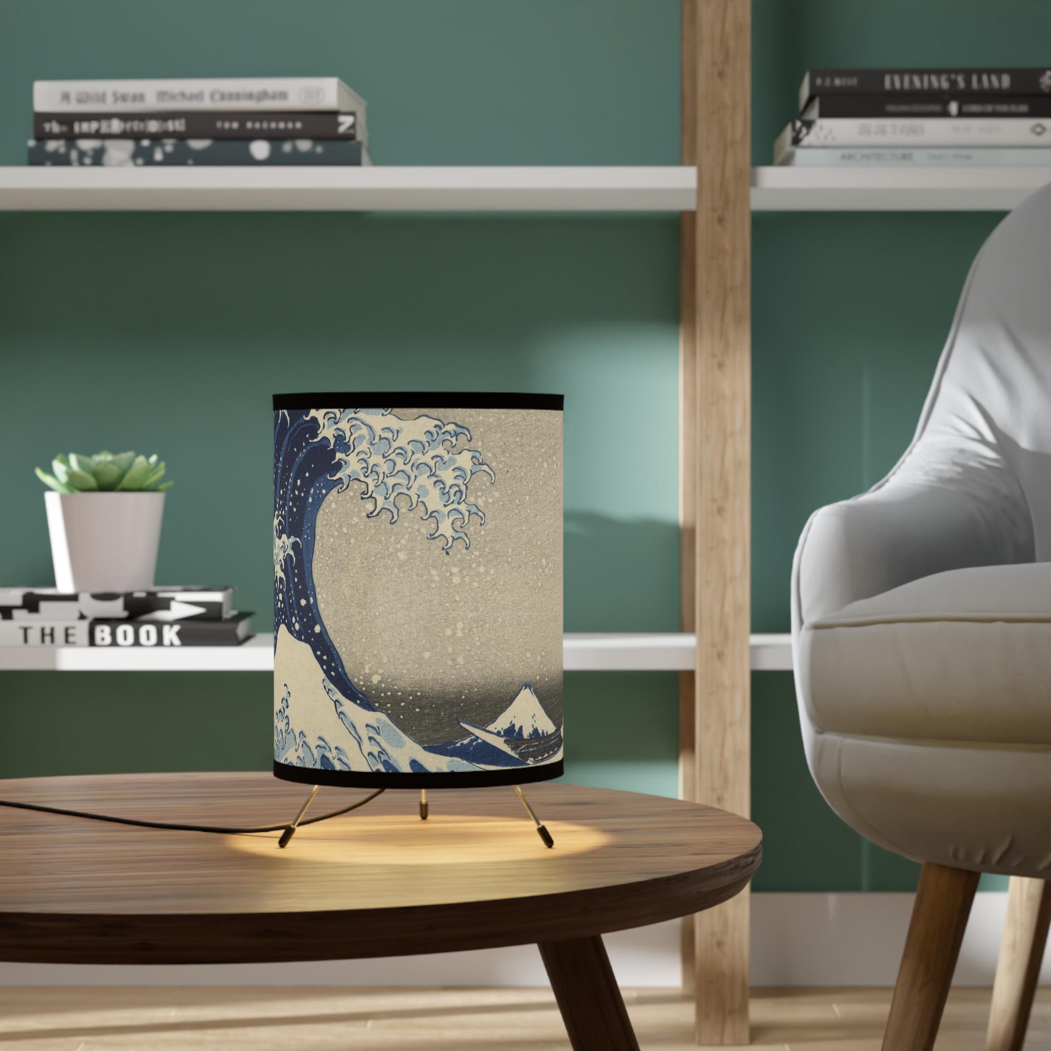 The Great Wave Tripod Lamp - Japanese Ukiyo-e Light Featuring Katsushika Hokusai's Masterpiece for Japandi Zen Interiors & Cultural Gifts - Detailed view 7 showing the premium acrylic print quality and craftsmanship