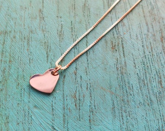 Heart Charm Necklace, Delicate Necklace, Dainty Necklace, Valentine's Day Gift for daughter, Gift for friend, Sweet 16 Gift, Heart Necklace