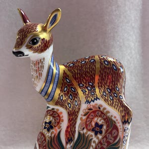 Royal Crown Derby Fawn Paperweight - Gold  Stopper 1996