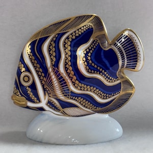 Royal Crown Derby Tropical Koran Angel Fish Paperweight - 1997 Gold Stopper