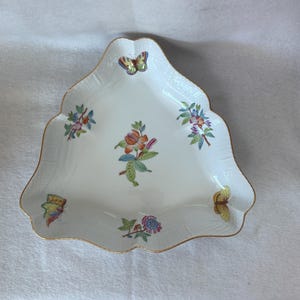 Herend “Queen Victoria” Triangle Dish / Bowl