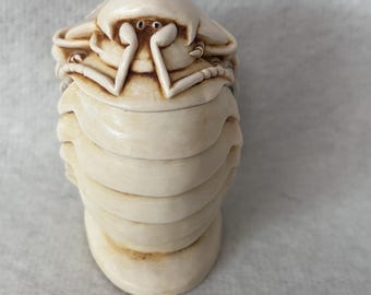 Figura de caja del tesoro firmada "Chucky Pig" de Harmony Kingdom