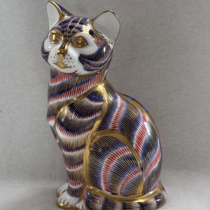 Royal Crown Derby Cat Imari Paperweight (Rare Early 1980s with White Stopper)