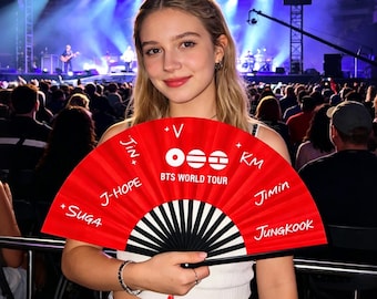 BTSワールドツアー折りたたみ扇子、アリランアクセサリー、2026年ワールドツアーファンへのギフト、コンサートファン、コンサート衣装、ARMYファンへのコンサートギフト
