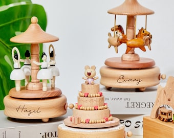 Carillon a forma di ballerina in legno inciso, regalo di Natale personalizzato, carillon con nome personalizzato, regalo per baby shower, ricordo di melodia, neonato personalizzato