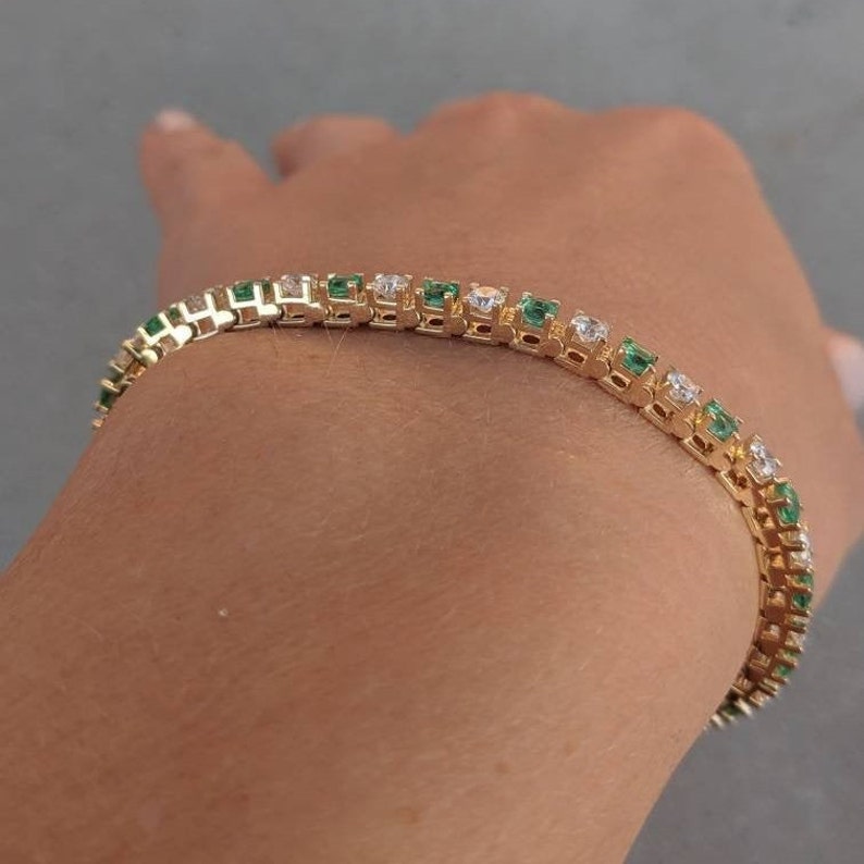 Diamond and Emerald Tennis Bracelet. 5 Carats. 14k Yellow | Etsy