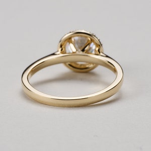 Cathedral Diamond Halo Engagement Ring. Available in 14k, 18k Gold, Platinum. Fully customizable. Made in U.S.A zdjęcie 3