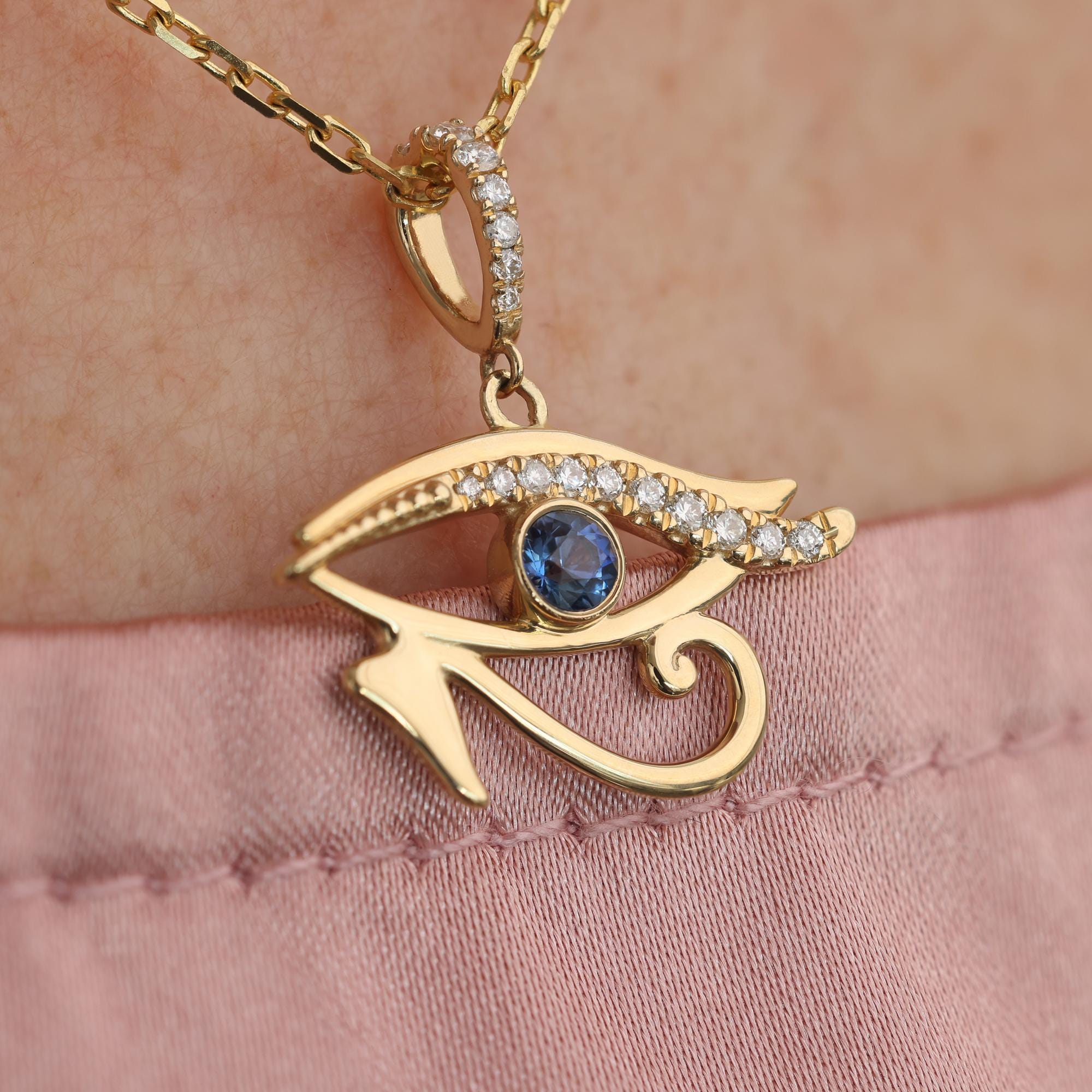 YAHOYA Oeil De Providence Collier Pour Homme Rétro Triangle Oeil Carré