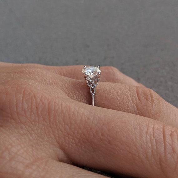 Love knot engagement ring deals