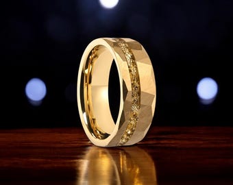 Anillo de tungsteno martillado: incrustación de oro triturado, alianza de boda de ajuste cómodo