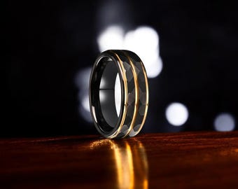 Anillo de tungsteno negro: oro de 18 quilates con ranuras y ajuste cómodo.