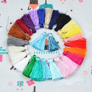 50 pcs assorted color silk tassels, 1.0 inch mini tassels creative embellishment