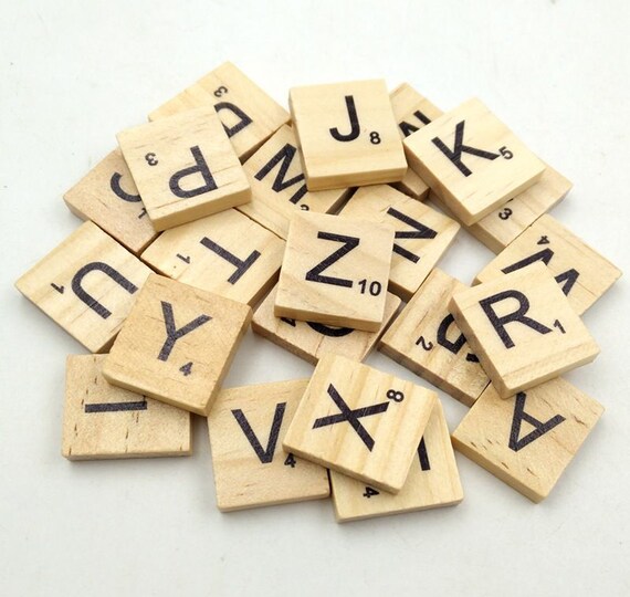 Abalorios de letras de madera