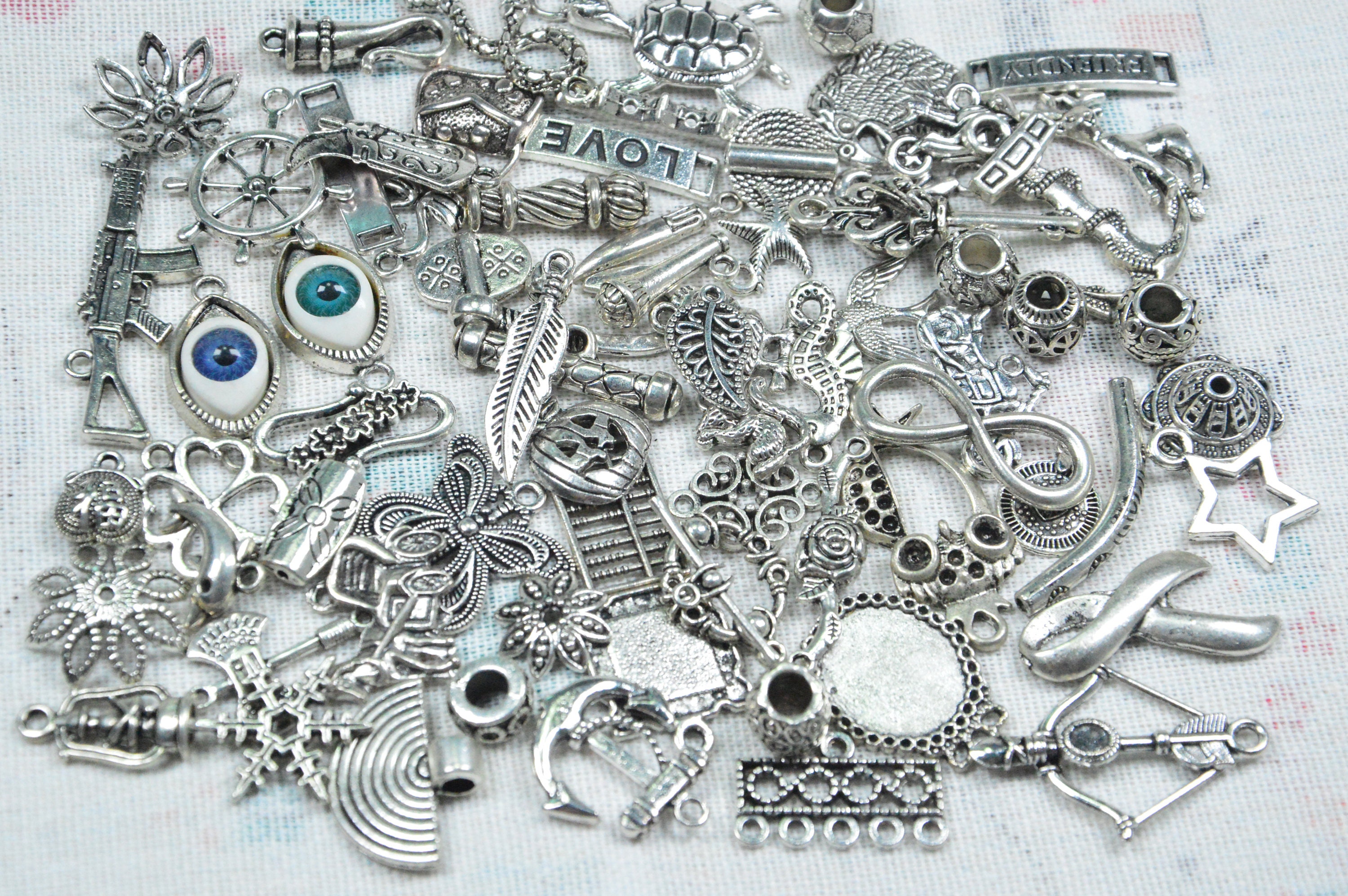 Incraftables 100pcs Gold Charms for Jewelry Making with 15pcs Clasps &  Rings. Best Antique Metal Designer Charm for DIY Bracelets & Necklaces.  Bulk Assorted Charms for Bracelet & Crafting Supplies