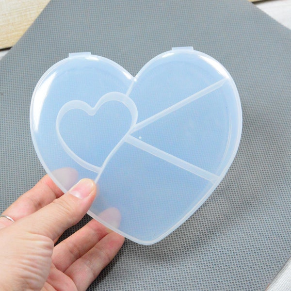 Clear heart shape plastic box, Clear heart box with unmovable 5 Grids, Jewelry beads craft box plastic container