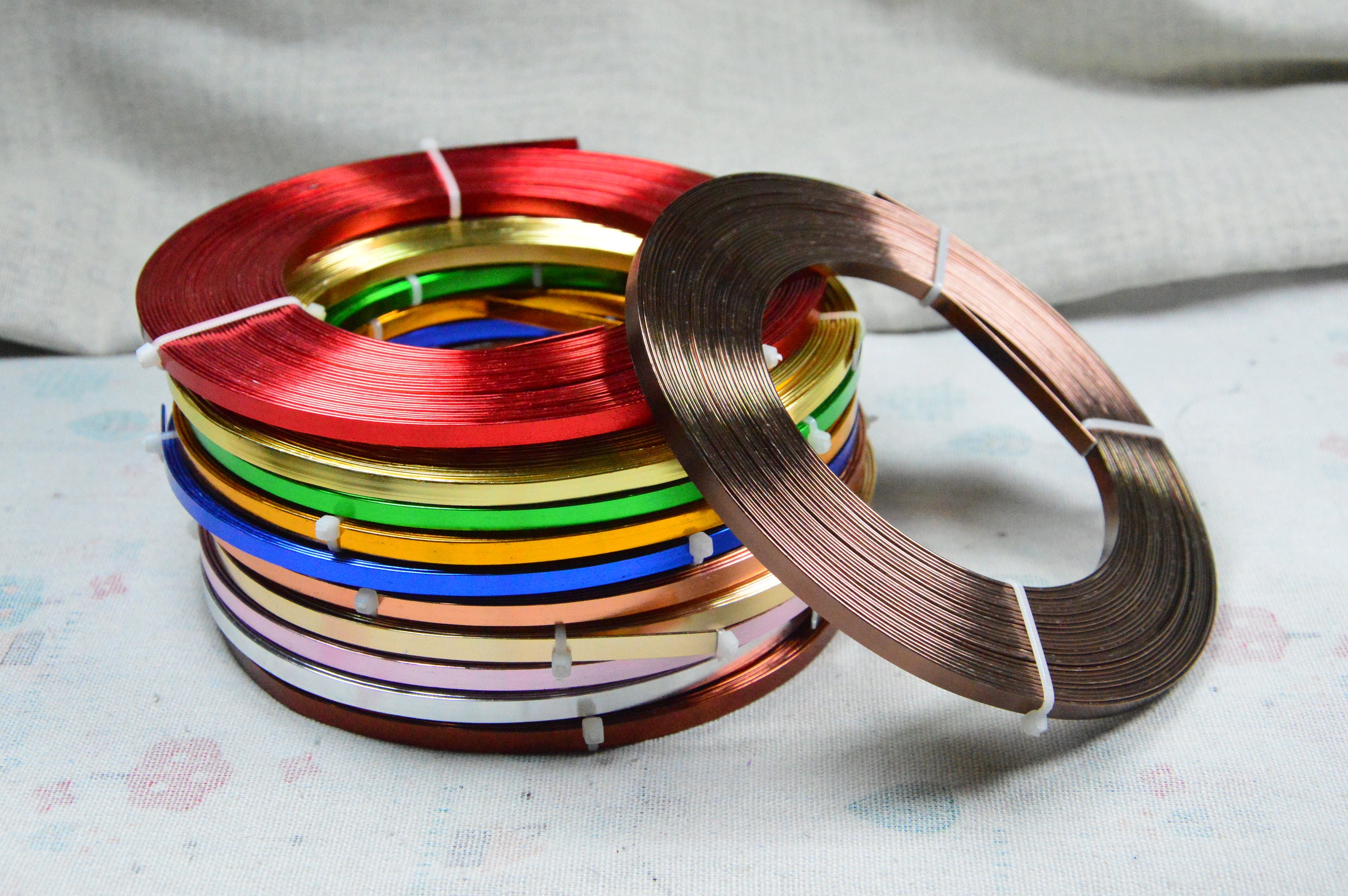 Wire, FLAT Anodized Aluminum 4x1.2mm FLAT Wire for Wrapping 18 Feet ``