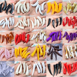 20 peças de dentes de animais de resina de cores variadas, dentes afiados e curvos falsos, presas de animais