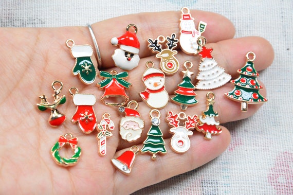 Bulk 100 Enamel Charms, Mixed Jewelry Charms, Gold Plated Metal Charm  Pendant Collection, Assorted DIY Bracelet Charms -  Denmark