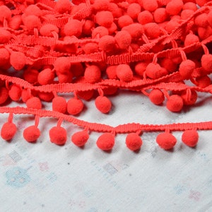 15mm Red Pom Pom ball fringe trim, PomPom ball fringe Ribbon sewing decoration