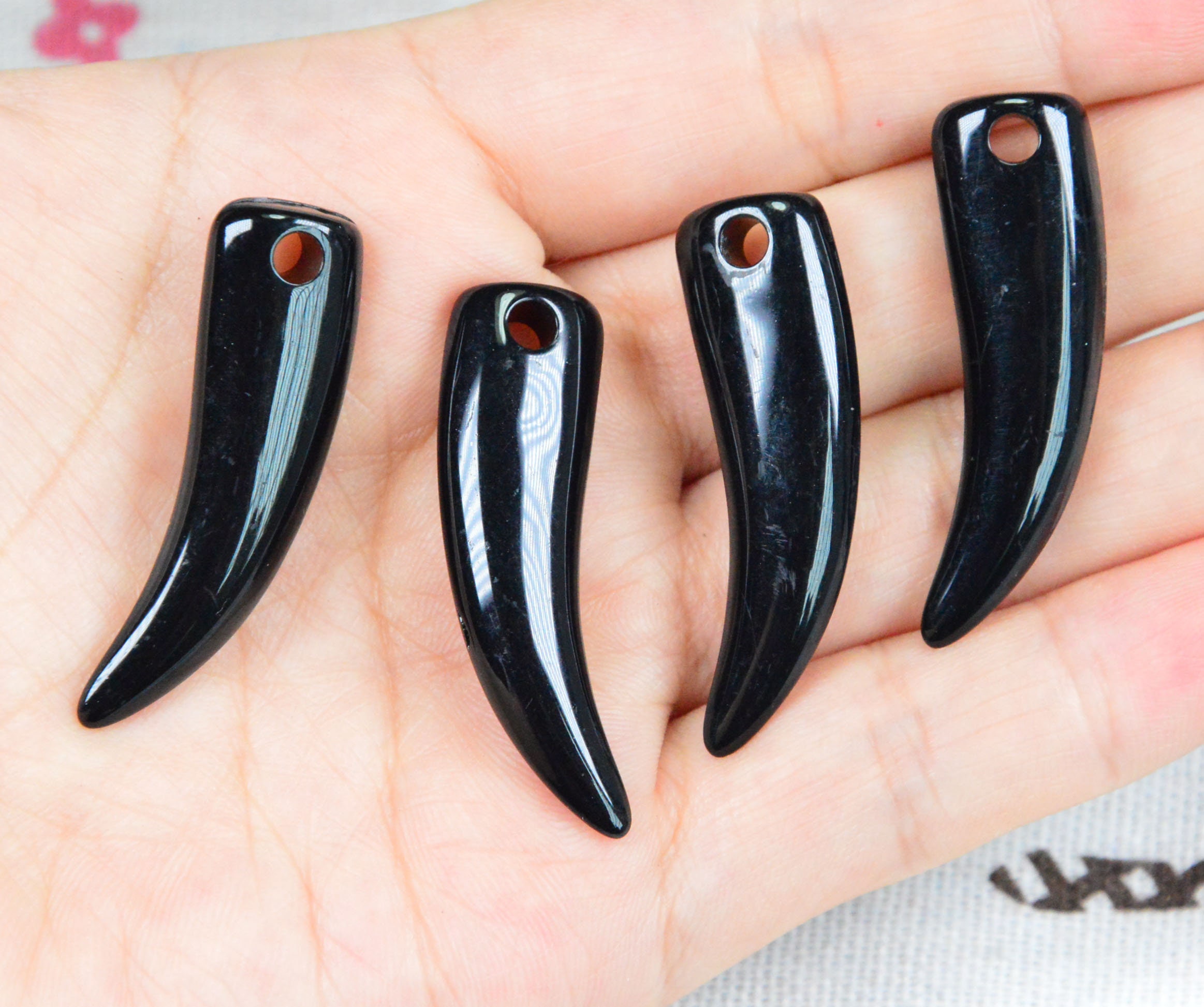 30 Pcs Black Plastic Animal Teeth Resin Curved Sharp Plastic - Etsy Australia 30 Pcs Black Plastic Animal Teeth Resin Curved Sharp Plastic - Etsy Australia