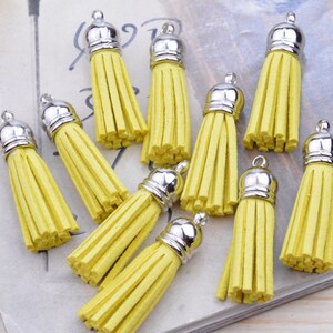 50pcs x 1.5&#39;&#39; mini tassels, Lemon tassel charms, faux suede leather tassel with Silver plastic cap