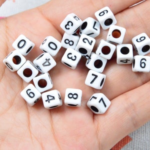 100pcs plastic number cubes, square number beads, black numbers White plastic cubes, white number plastic beads 7mm