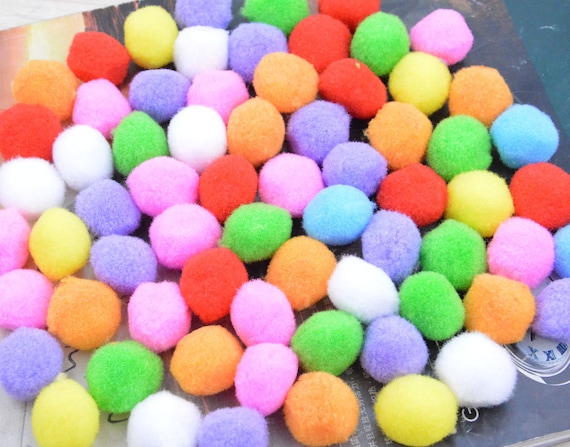 50 pezzi Pom Poms, palline di Pom Pom di cotone colorato, pompon di cotone  di colori assortiti, pompon di forniture artigianali Pom Pom fatti a mano  22mm -  Italia