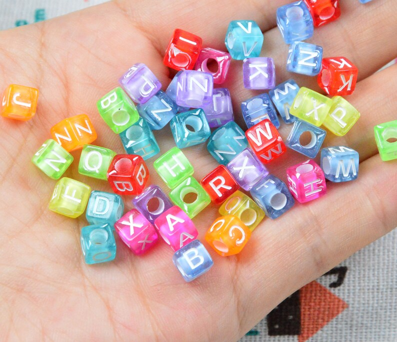 white alphabet plastic cubes 6mm 100 pcs assortic color plastic cubic beads