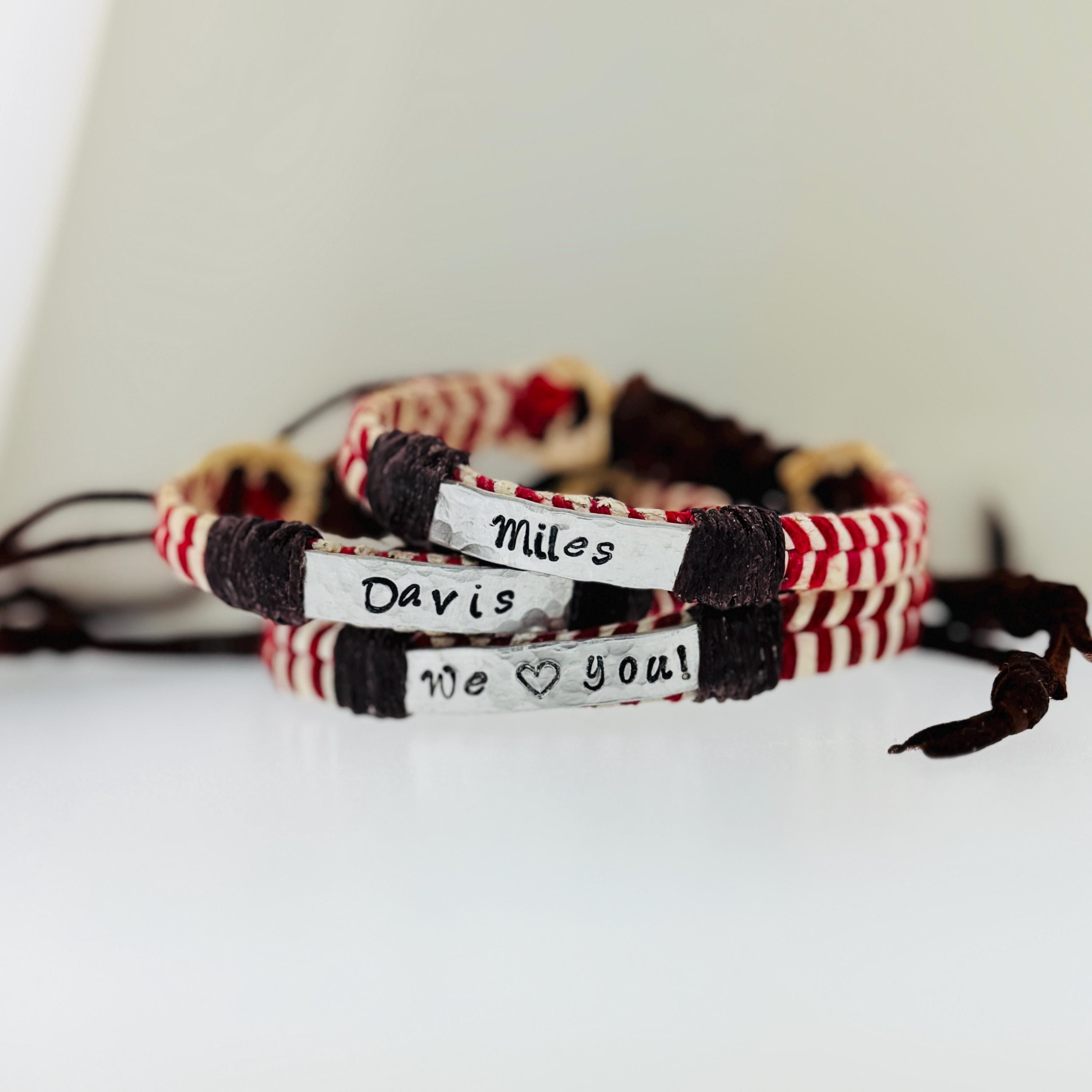 Baseball Bracelets 12 Pcs Genuine Leather And Baseball Keychains