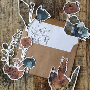 Fiori di carta tagliati con cura