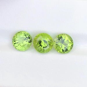 Natural Peridot Round Cut Lot – Vivid Green Loose Gemstones for Jewelry 4.97 CT