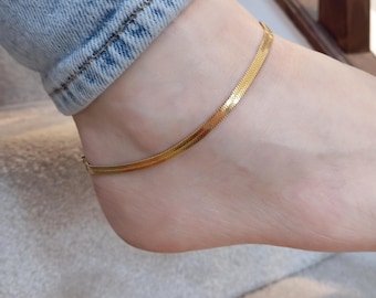 Personalisierte 18K Gold Fußkette: Wasserdichte Kette, individuelle Initiale