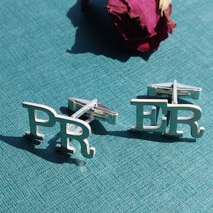 Gemelos con nombre personalizado, gemelos con inicial de plata esterlina personalizados, regalo para padrinos de boda, gemelos de boda de oro para el novio, regalo para papá o para él